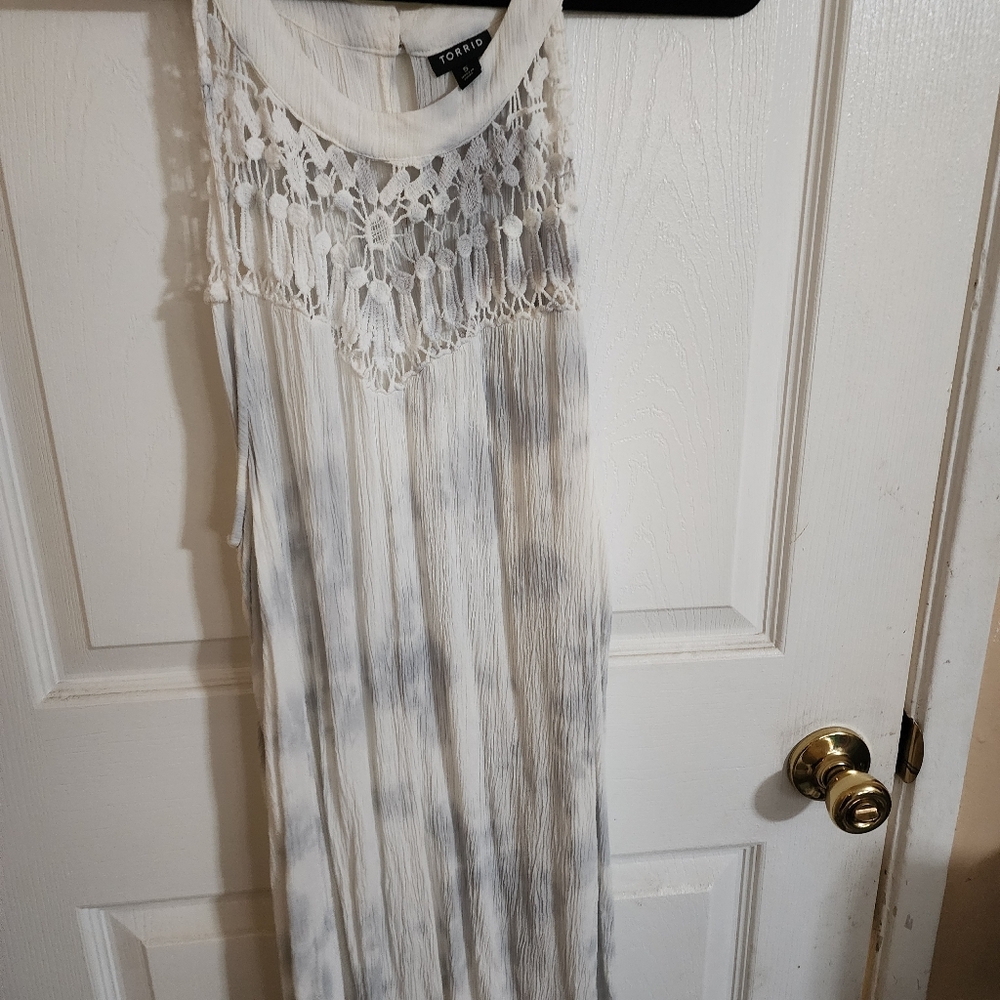 Torrid Ivory Lace Detail Top